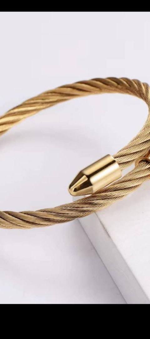 Arm bangle