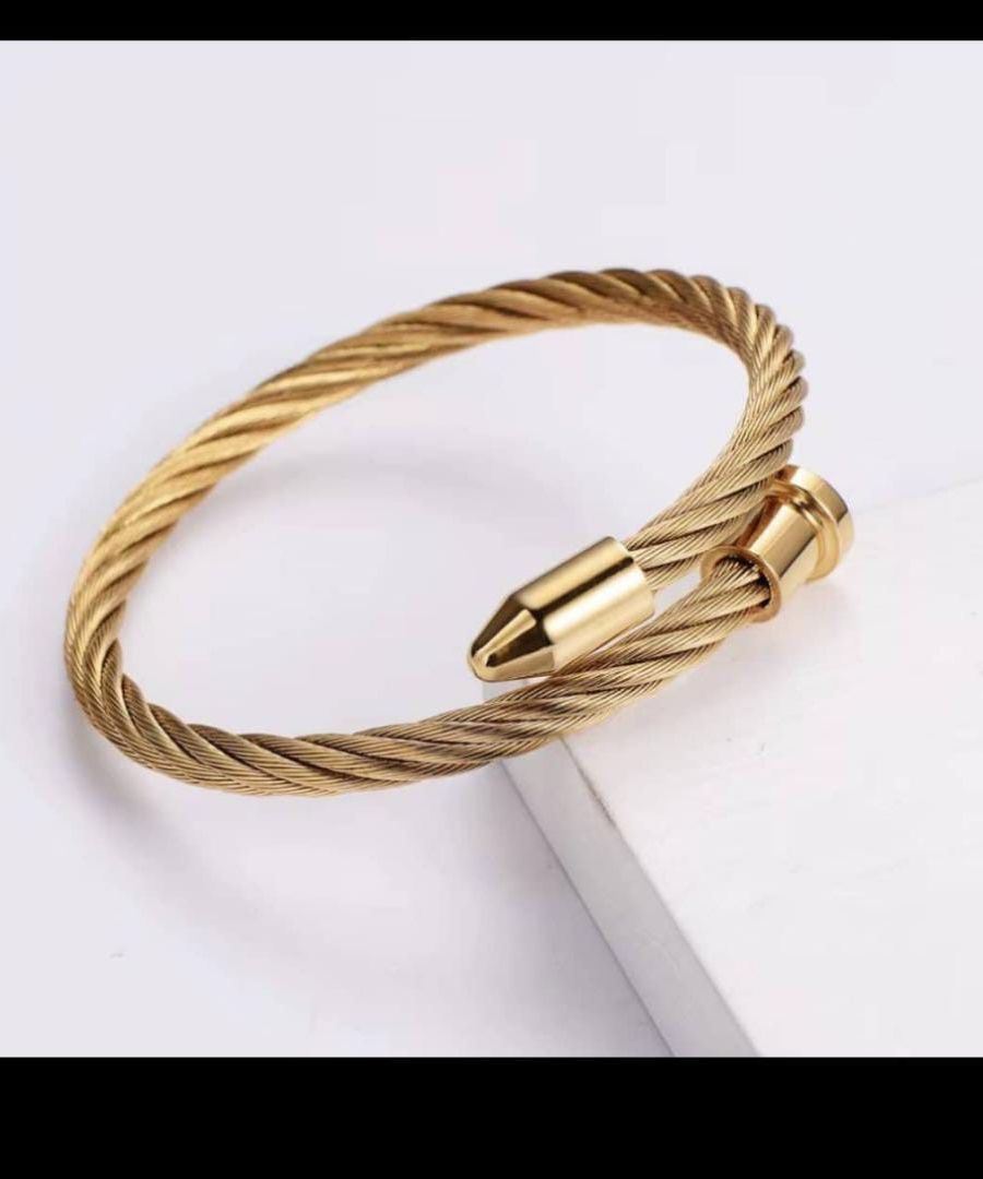 Arm bangle