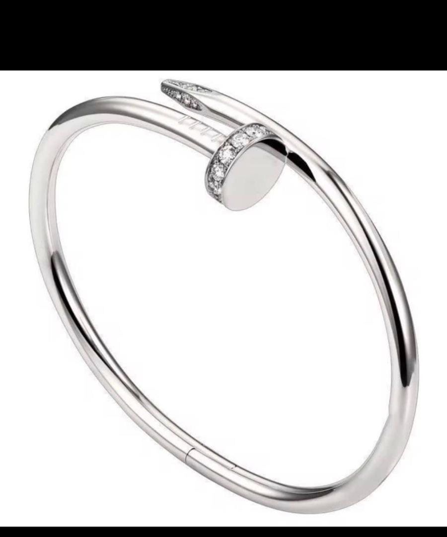 Arm bangle