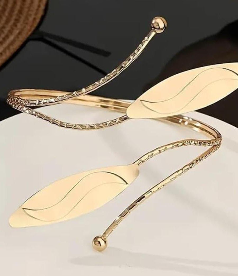 Arm cuff Jewellery